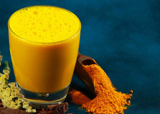How Turmeric Juice Acts as a Natural Anti‑Inflammatory & Digestive Aid